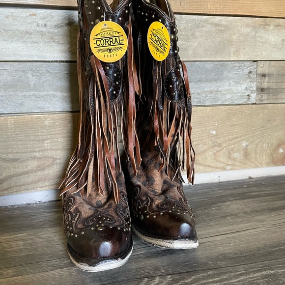 Corral leopard fringe boots NWT - Picture 4 of 4